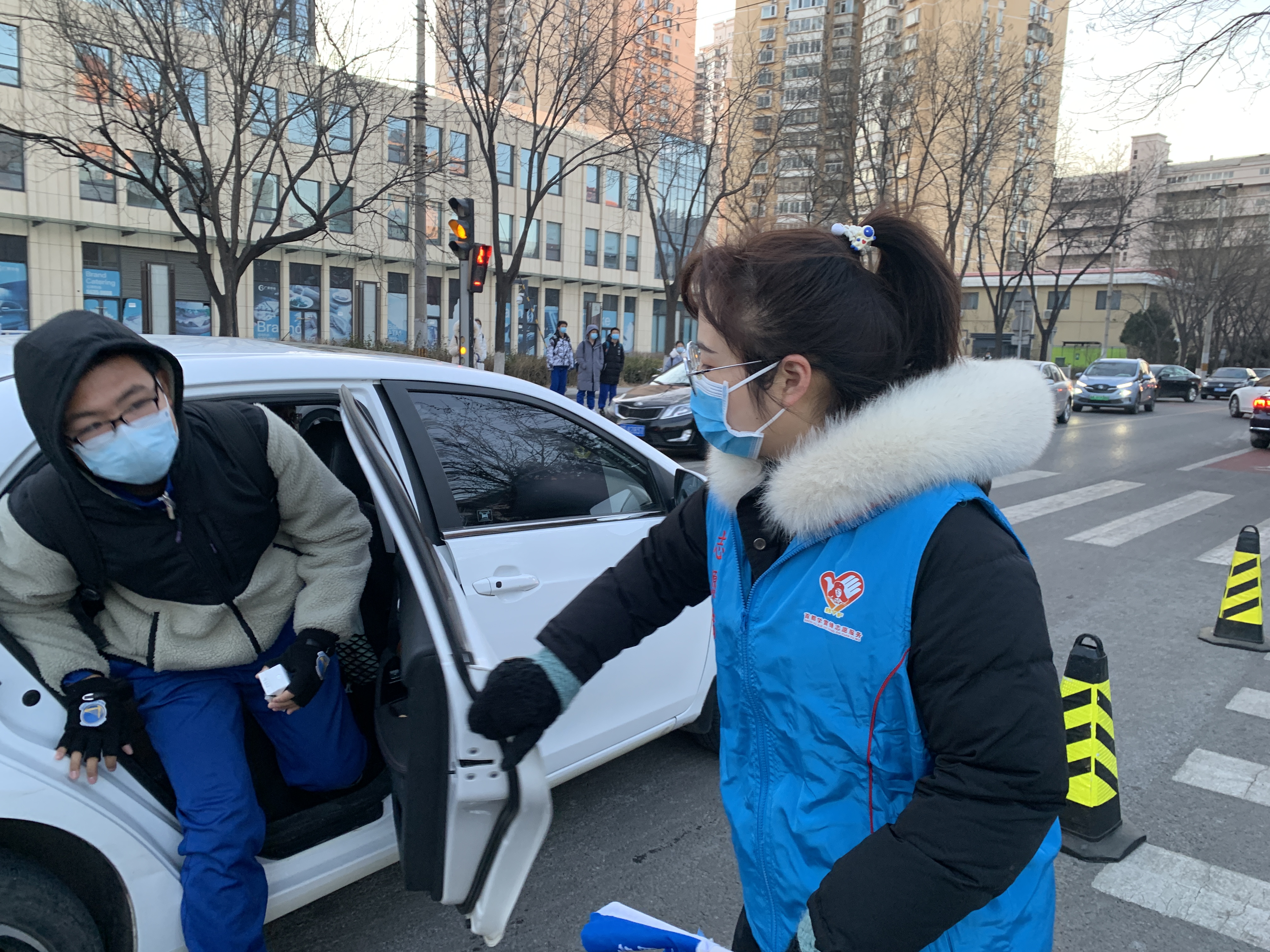 2022.2交通志愿活动4.jpg 2022.2交通志愿活动4.jpg